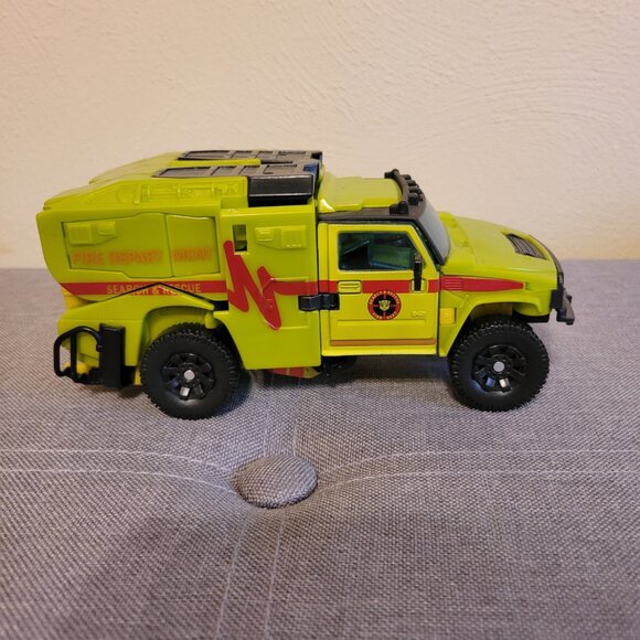 Hasbro Transformers Movie Voyager Autobot Ratchet Action Figure 2007 w/ FLAW - Picture 4 of 5